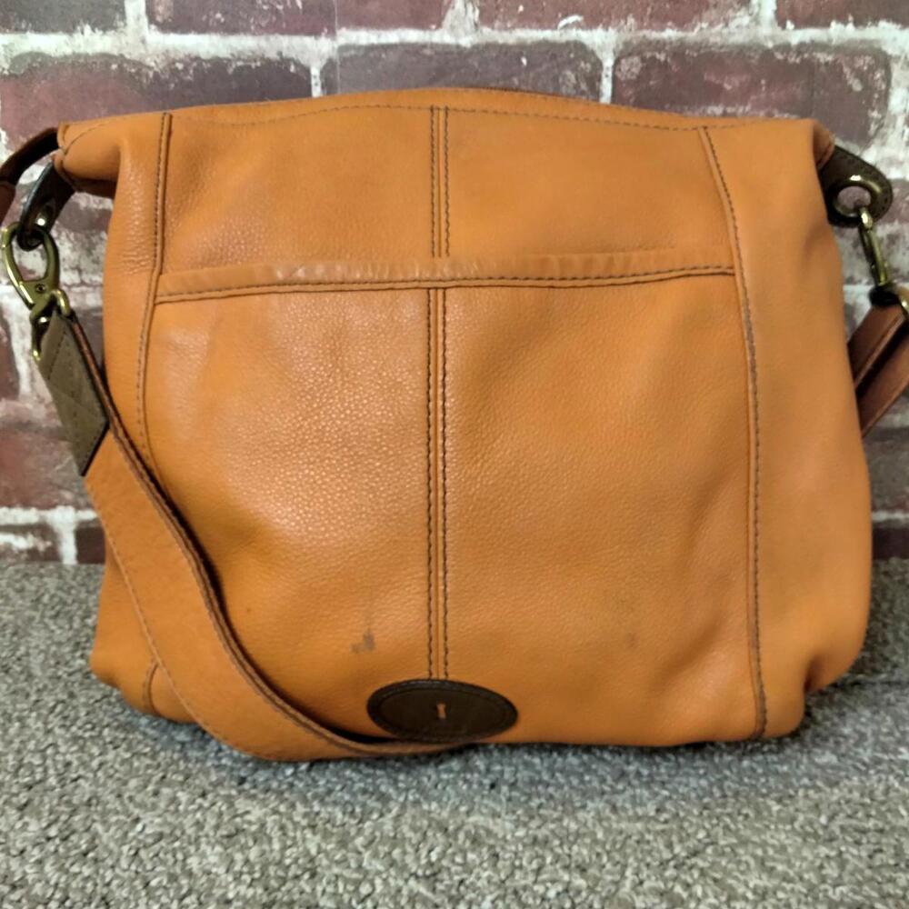 Fossil Long Live Vintage 1954 Orange Leather Explorer Foldover Crossbody Bag - Picture 2 of 11